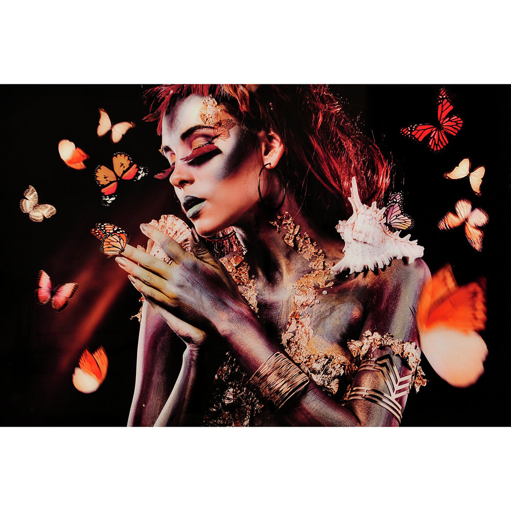 TAVLA - Woman with Butterflies