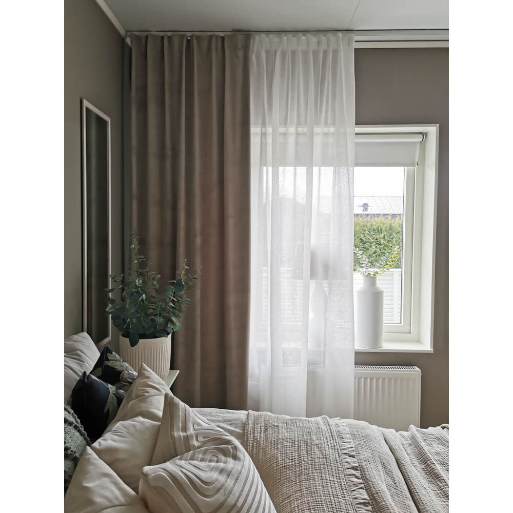 Elise sammetsgardin 2-pack 135x280 cm