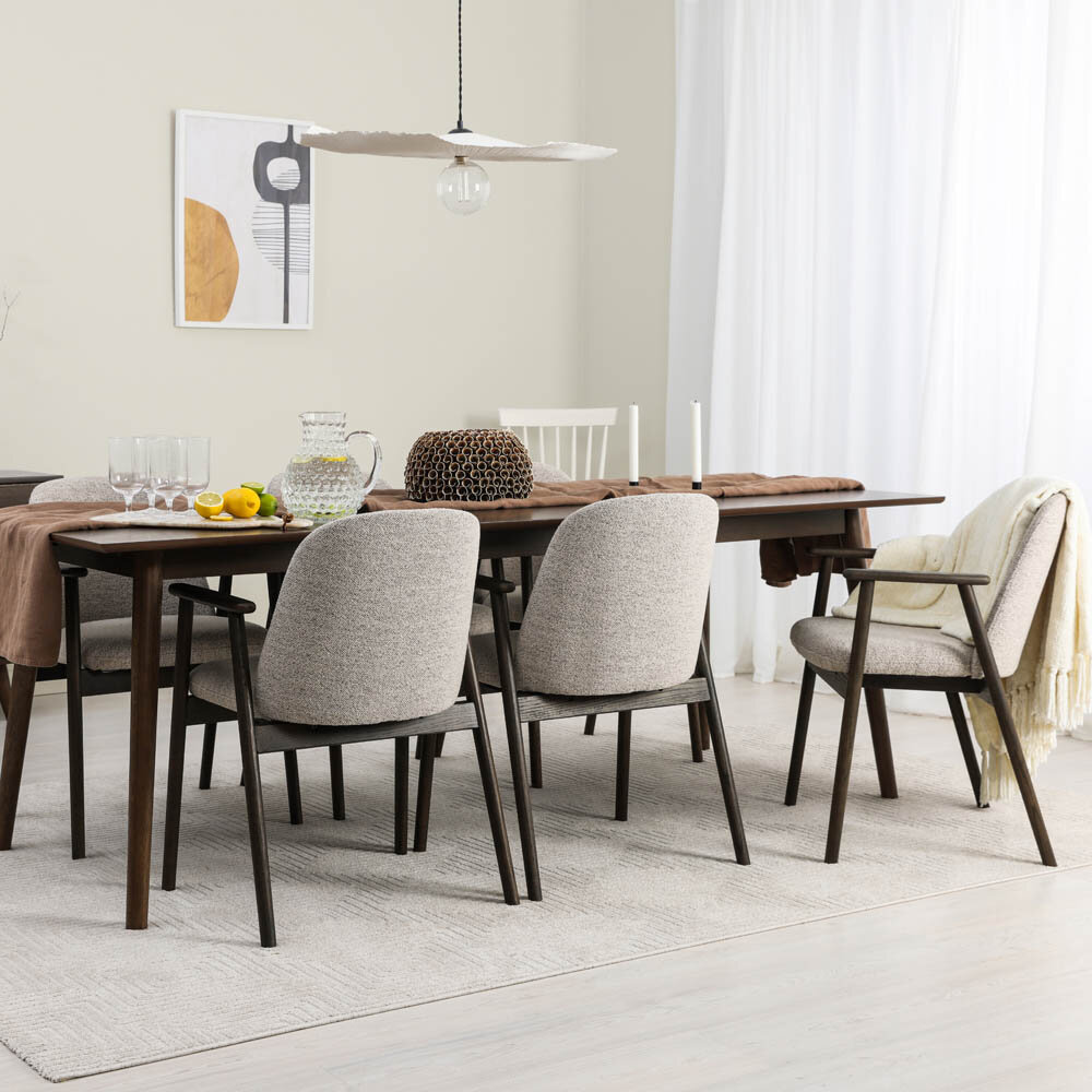 Matgrupp Åhus matbord 220 cm och 6 Åhus stolar