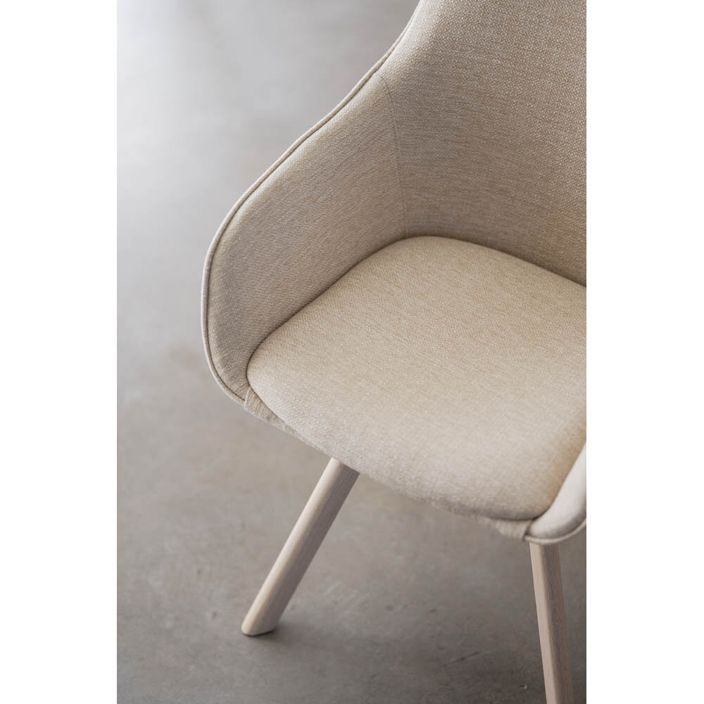 Matgrupp Brooklyn 170 cm och 6 Alison beige vitpigmenterade stolar
