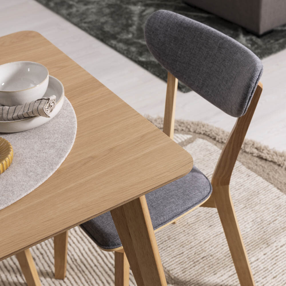 Matgrupp Yoko klaffbord 80/120 cm och 2 Yoko stolar med tygsits