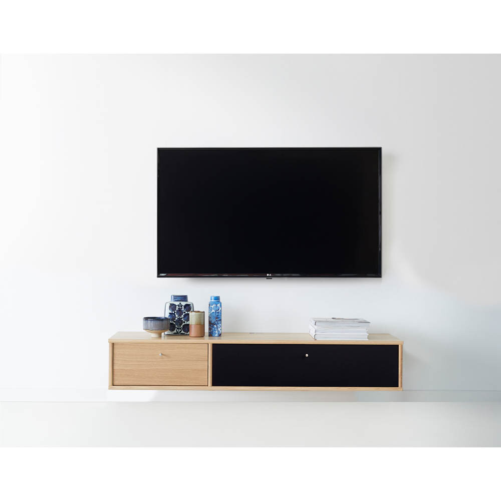 Mistral TV-bänk med tyglucka/trälucka 133 cm vitpigmenterad
